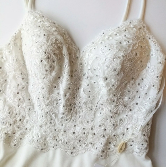 Dancing Queen bridal silhouette gown NWT - Picture 10 of 12